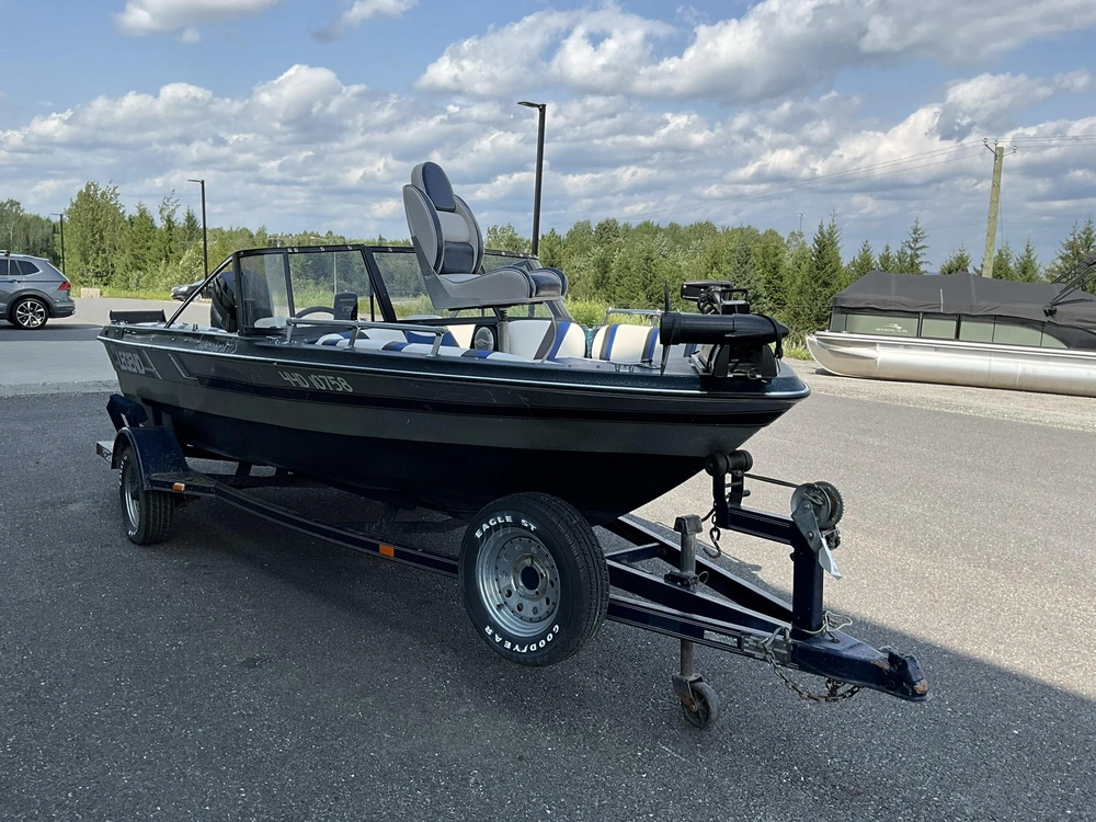 1992 Legend Sport Fish alt