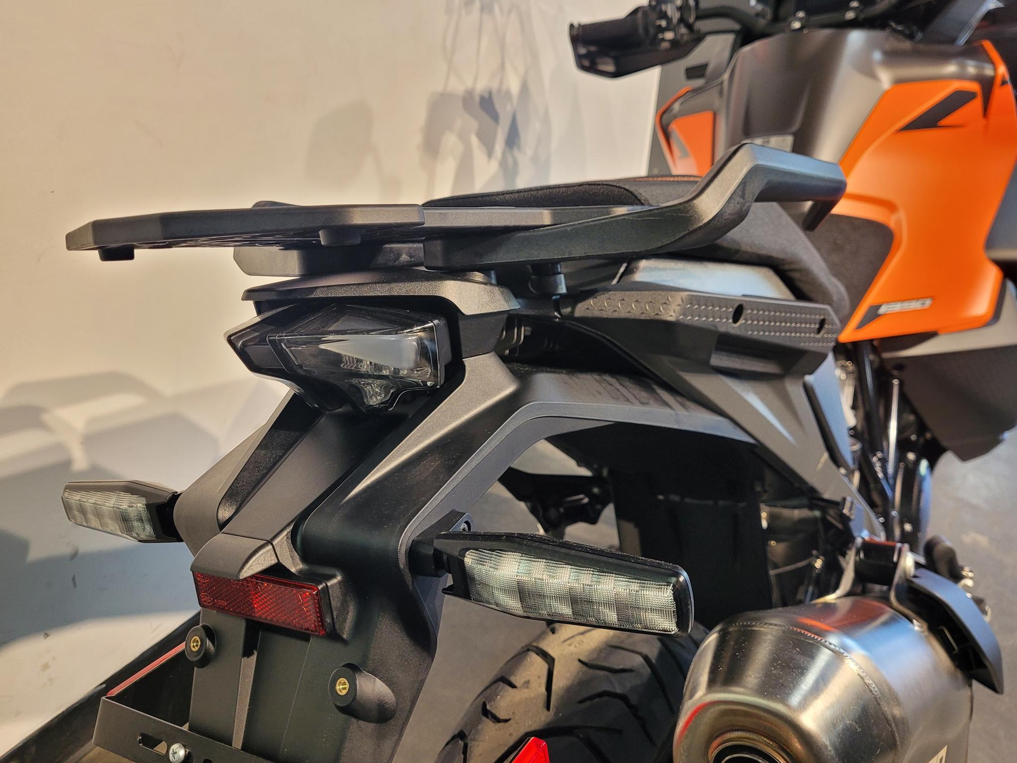 2027 KTM 1390 SUPER ADVENTURE S EVO *À partir de 3.99%