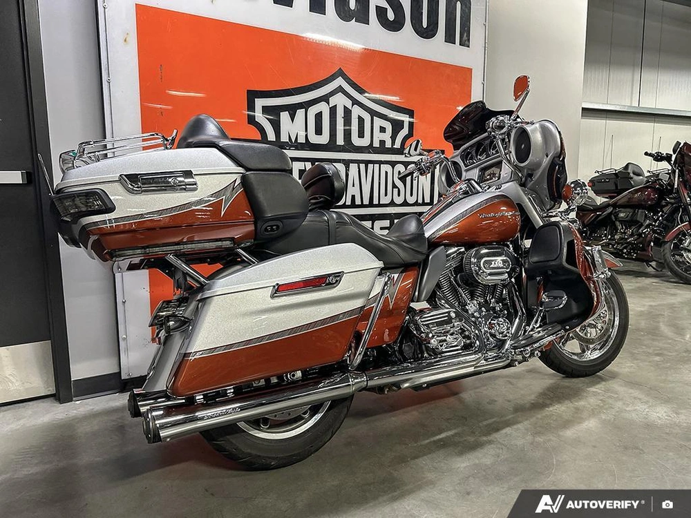 2014 Harley-davidson Flhtcse alt