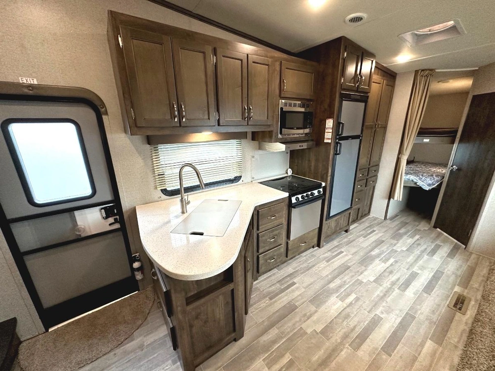 Dutchmen Astoria 3013bhf 2018 alt