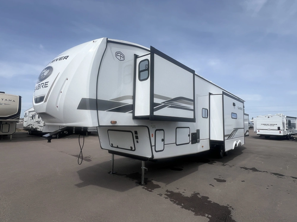 2025 Forest River Sabre 36dbb alt