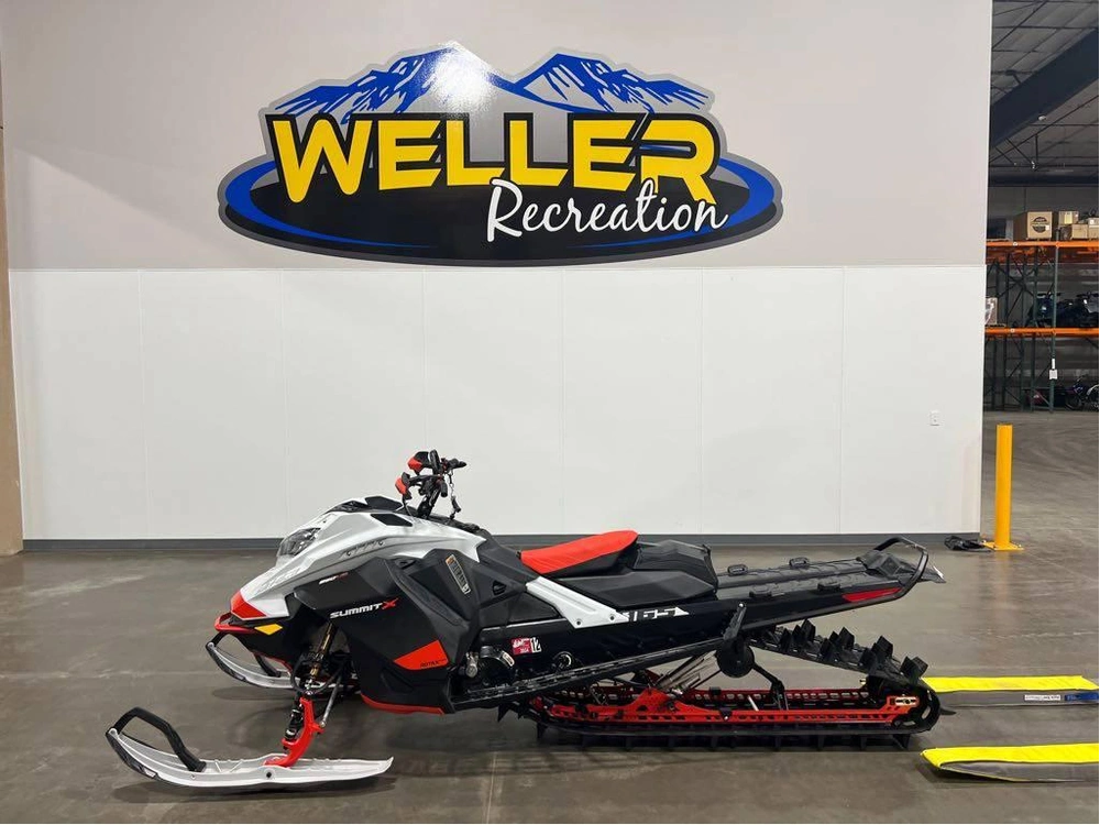 2021 Ski-doo Summit X W/ Expert Package 165 850 Turbo alt