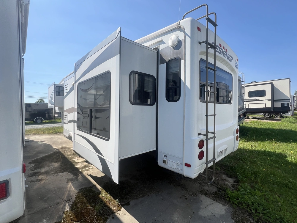 2010 Jayco Designer 35 Rlts alt