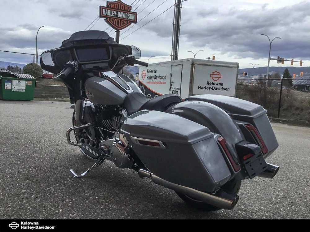 2026 Harley-davidson Flhx - Street Glide® alt