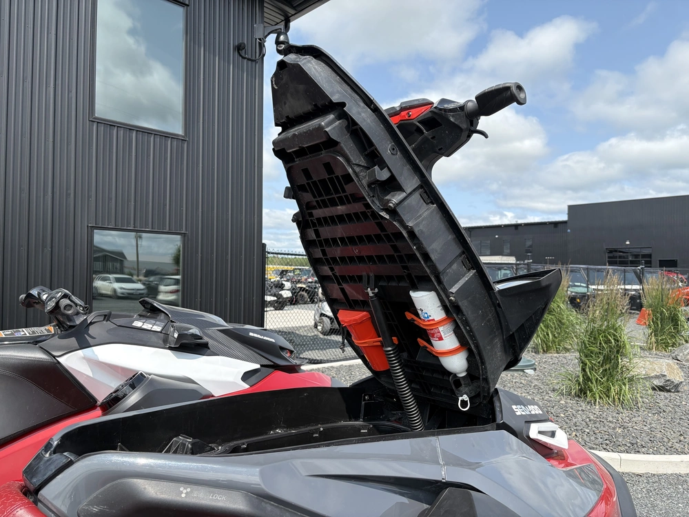 2024 Sea-doo Pwc Rxt X 325 Aud Rd Ibr 24 alt