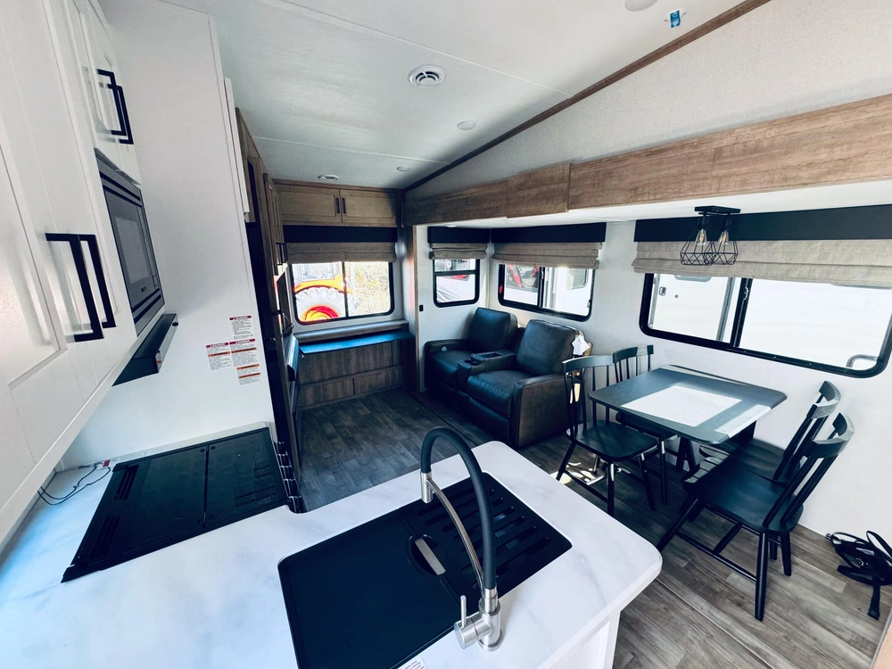 2023 Keystone Rv Arcadia 248 Slre alt