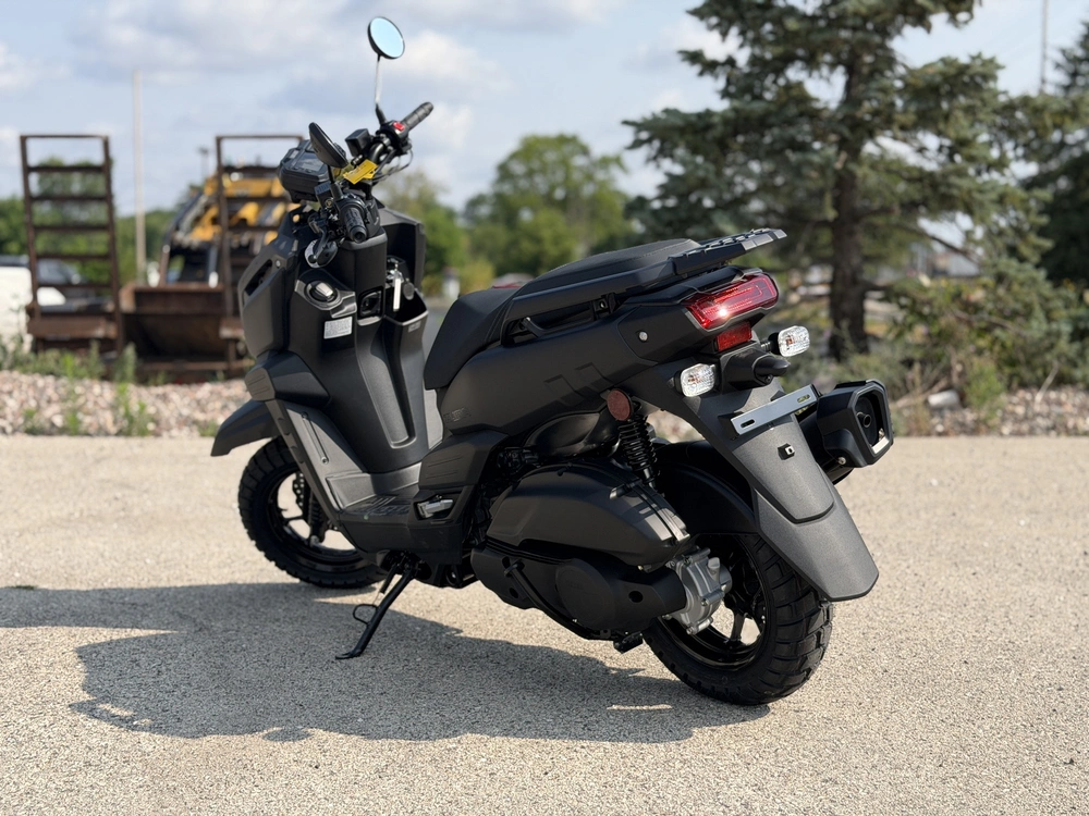 2026 Yamaha Zuma 125 alt