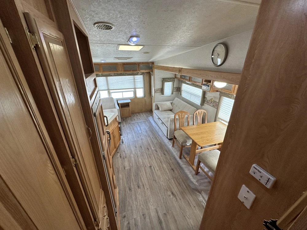 2004 Crossroads Cruiser 27rl alt