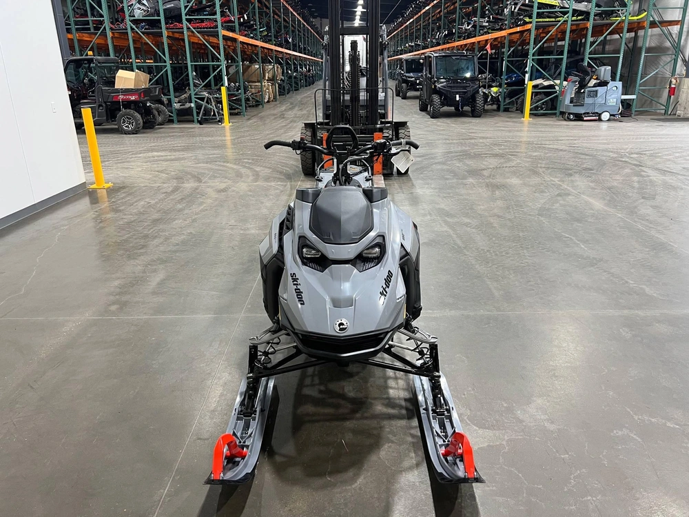 2026 Ski-doo Summit X 165 850 3" S alt