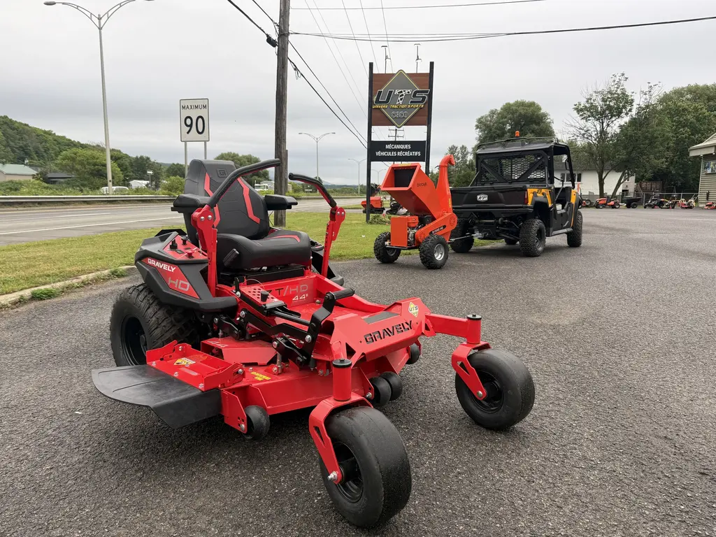 2026 Gravely ZT HD 44 
