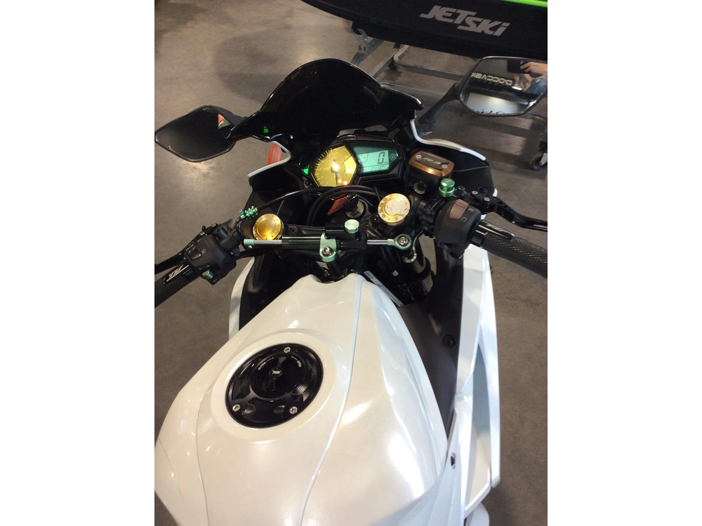Yamaha R3 2017 alt