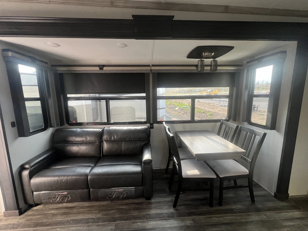 2022 Keystone Rv Alpine 3910rk alt