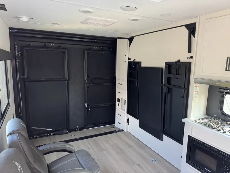 2027 Grand Design 17 mav Momentum