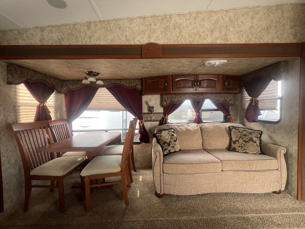 2012 Keystone Rv Cougar X-lite 27rks alt