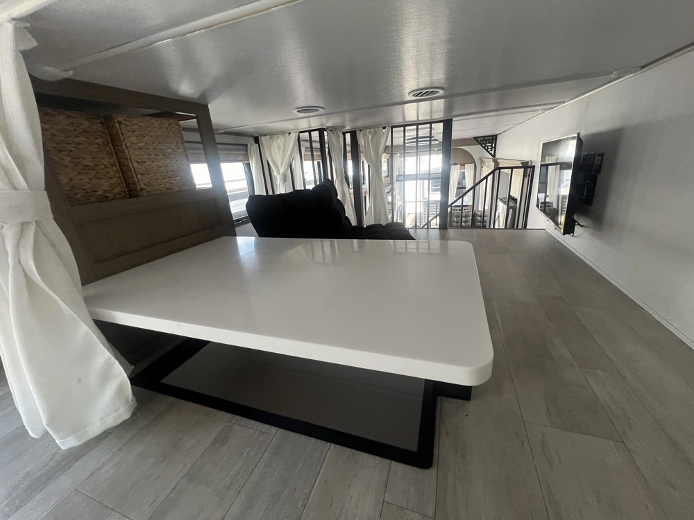 2025 Forest River Wildwood 42 Veranda alt