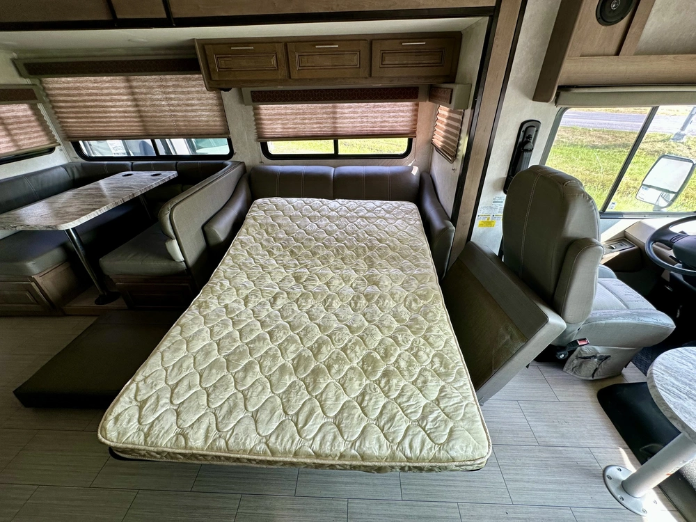 2019 Forest River Fr3 30ds alt