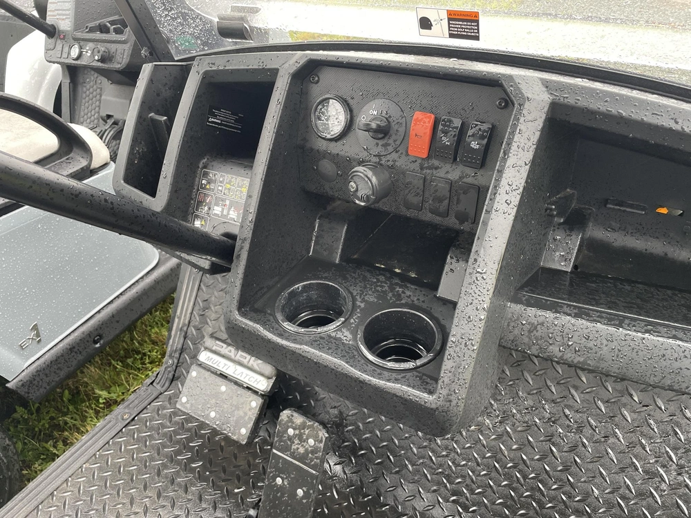 2025 E-z-go Hauler 1200 alt