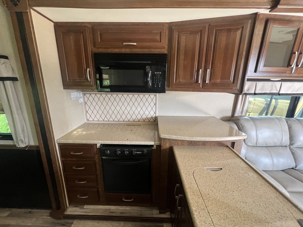 2014 Forest River Solitude 368 Rd alt