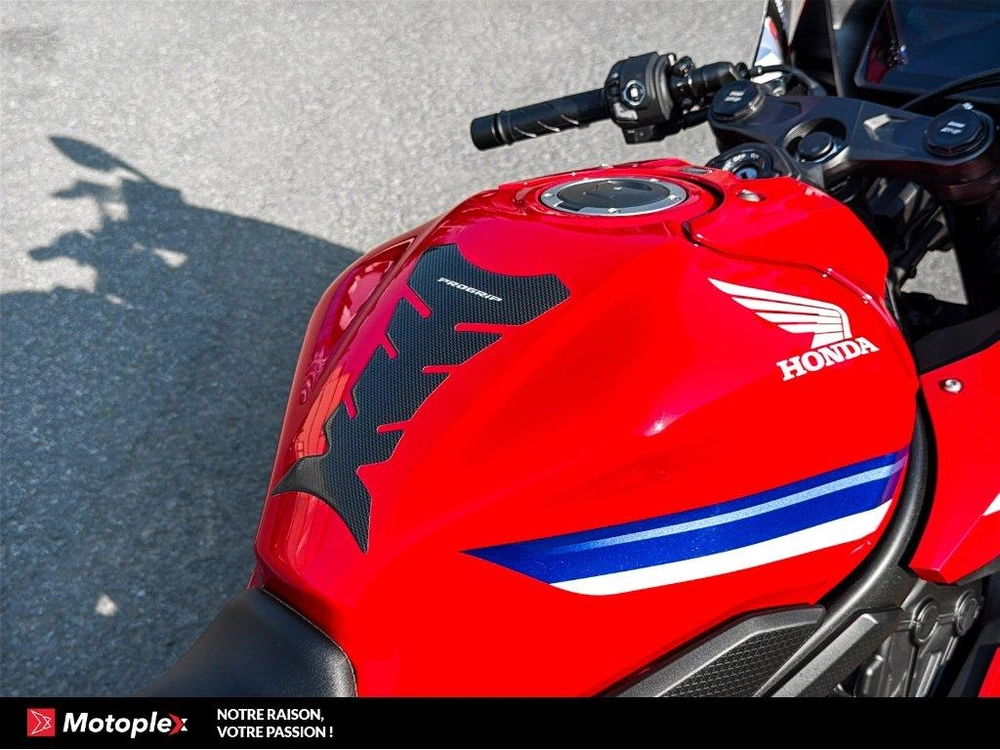 Honda Cb650r E-clutch 2025 alt