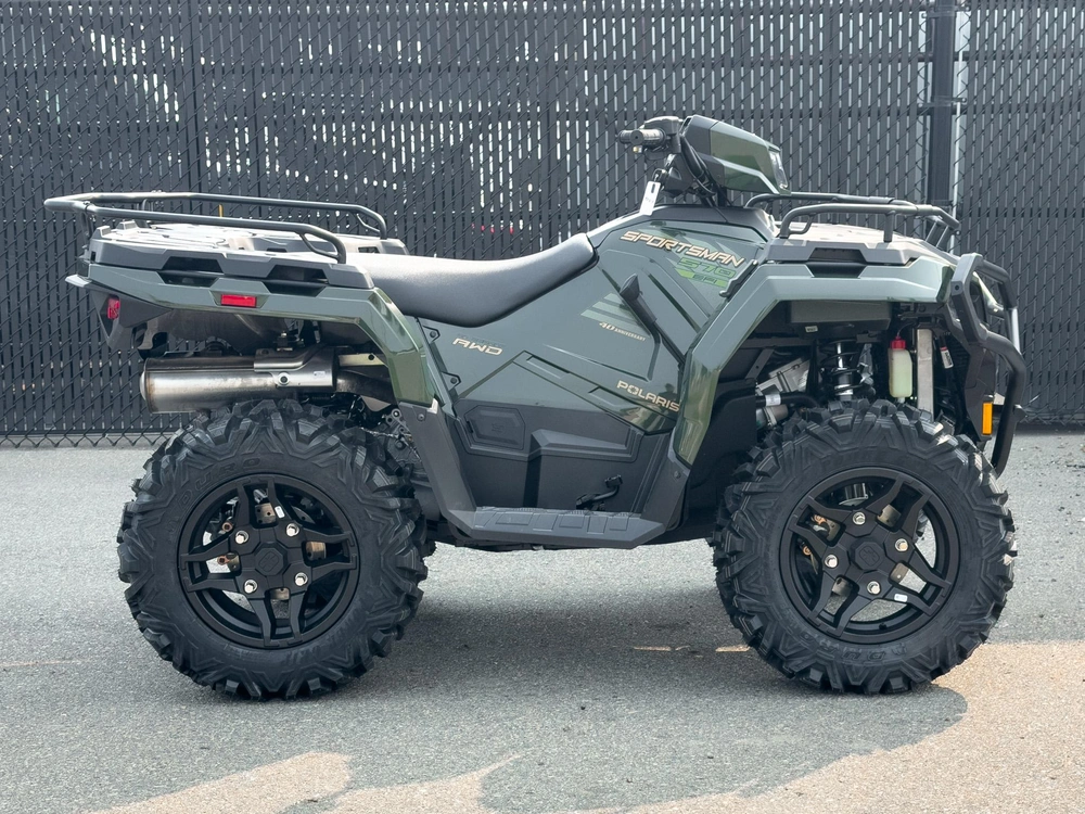 2026 Polaris Sportsman 570 Premium - 40th Anniversary Edition Treeline Green Metallic alt