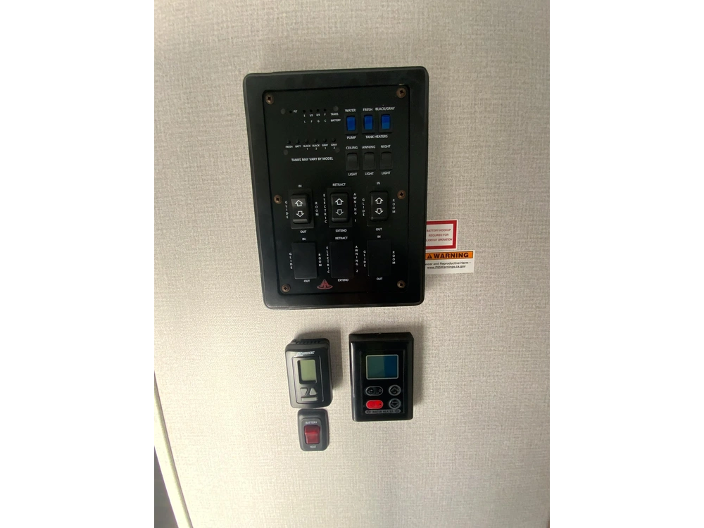 2023 Keystone Rv Arcadia 288slbh alt