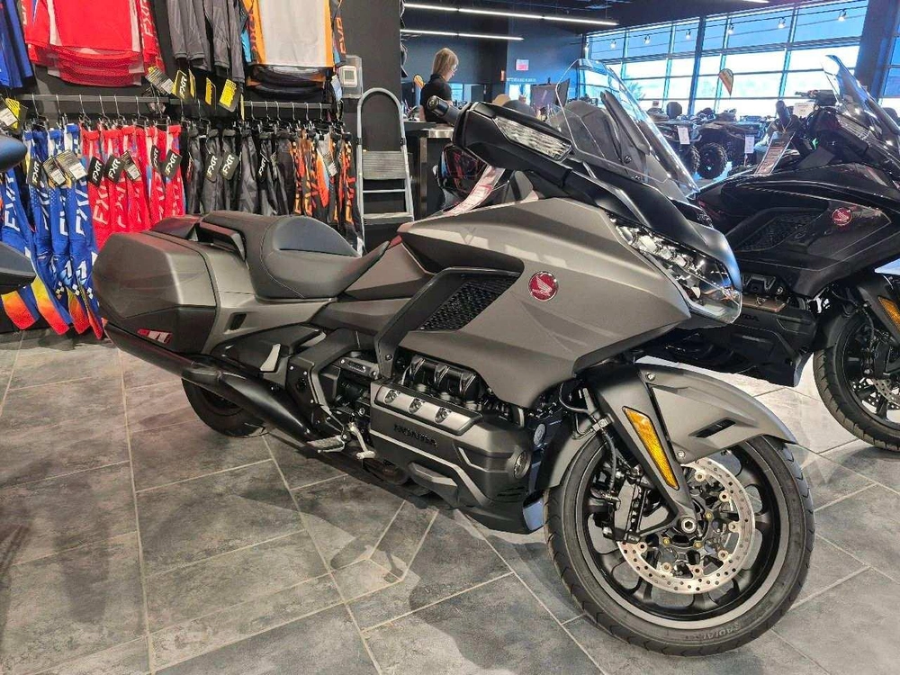 Honda Gold Wing Dct 2026 alt