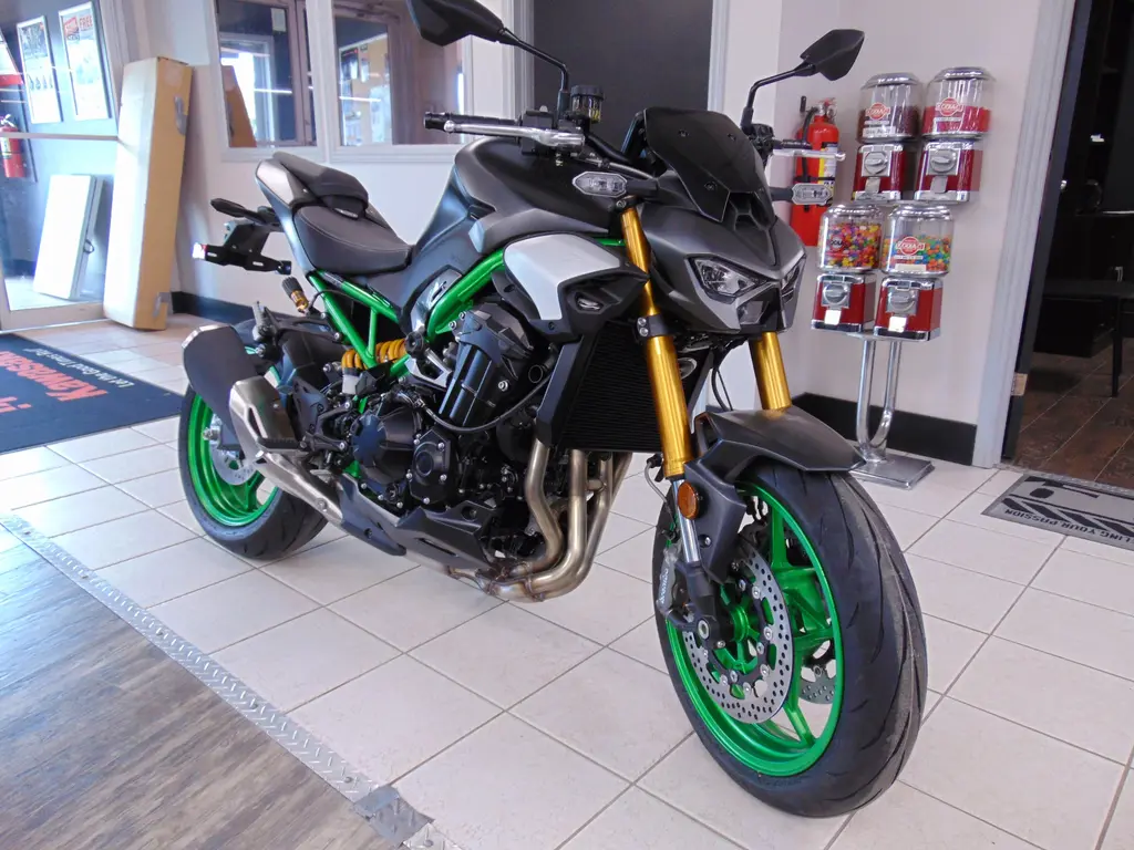 Kawasaki Z900 SE 2026