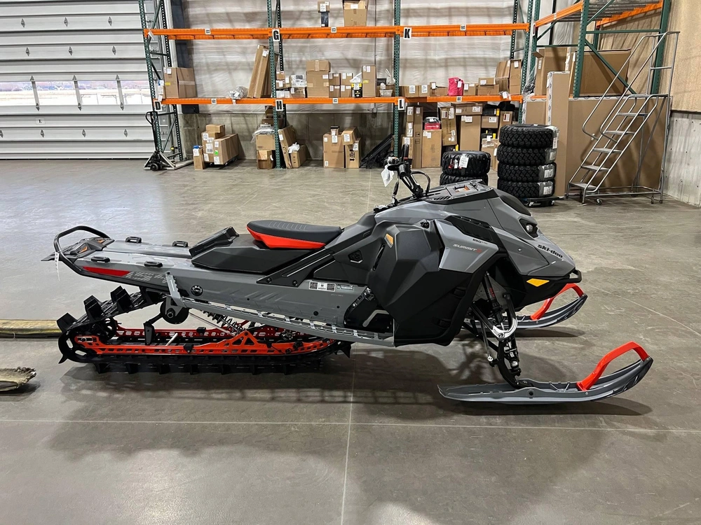 2026 Ski-doo Summit X 154 850 3" S alt