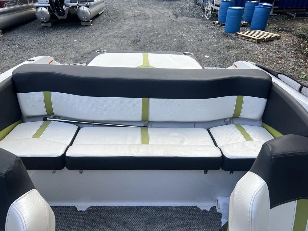 Four Winns H180 Rs 2014 alt