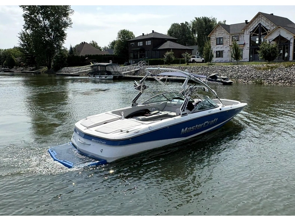 Mastercraft X45 2007 alt