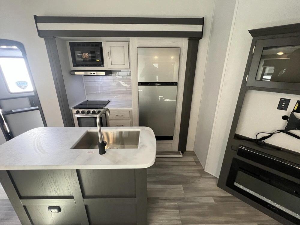 2022 Keystone Rv Sprinter 35 Bh alt