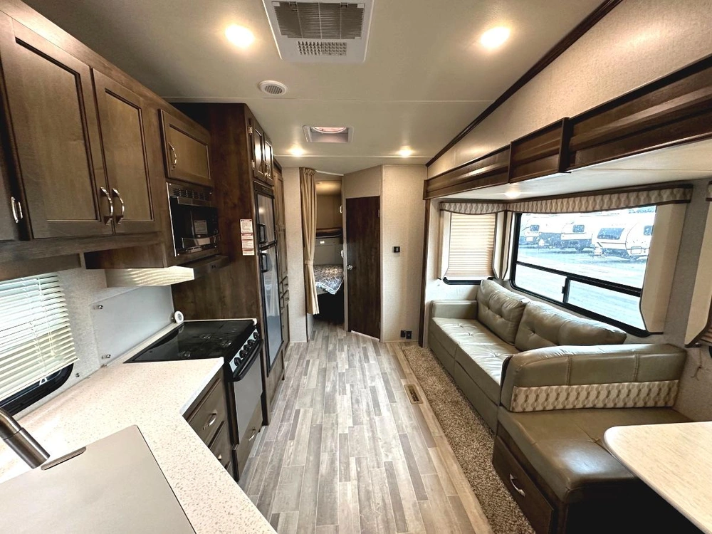Dutchmen Astoria 3013bhf 2018 alt