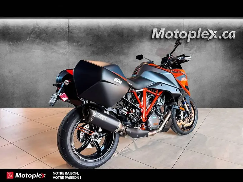 Ktm Superduke Gt 2024 alt