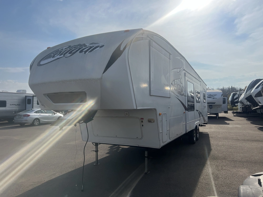 2010 Keystone Rv Cougar 322qbs alt