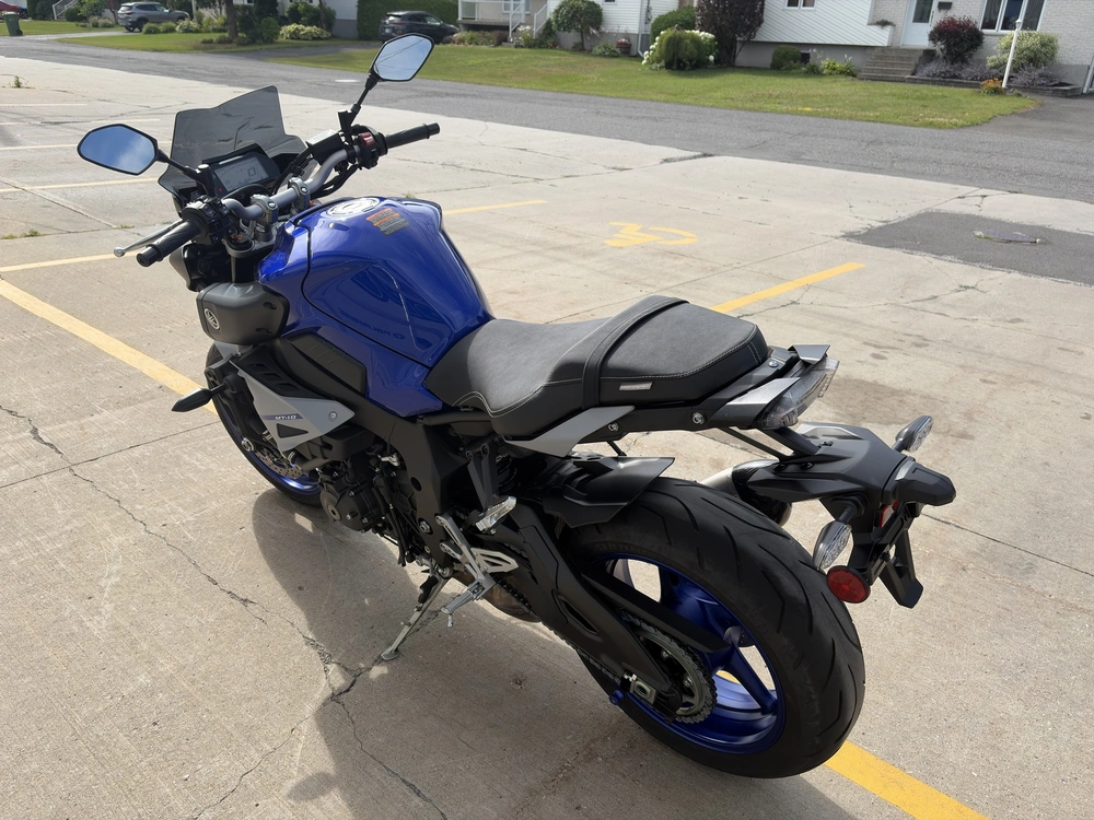 2021 Yamaha Mt-10 alt