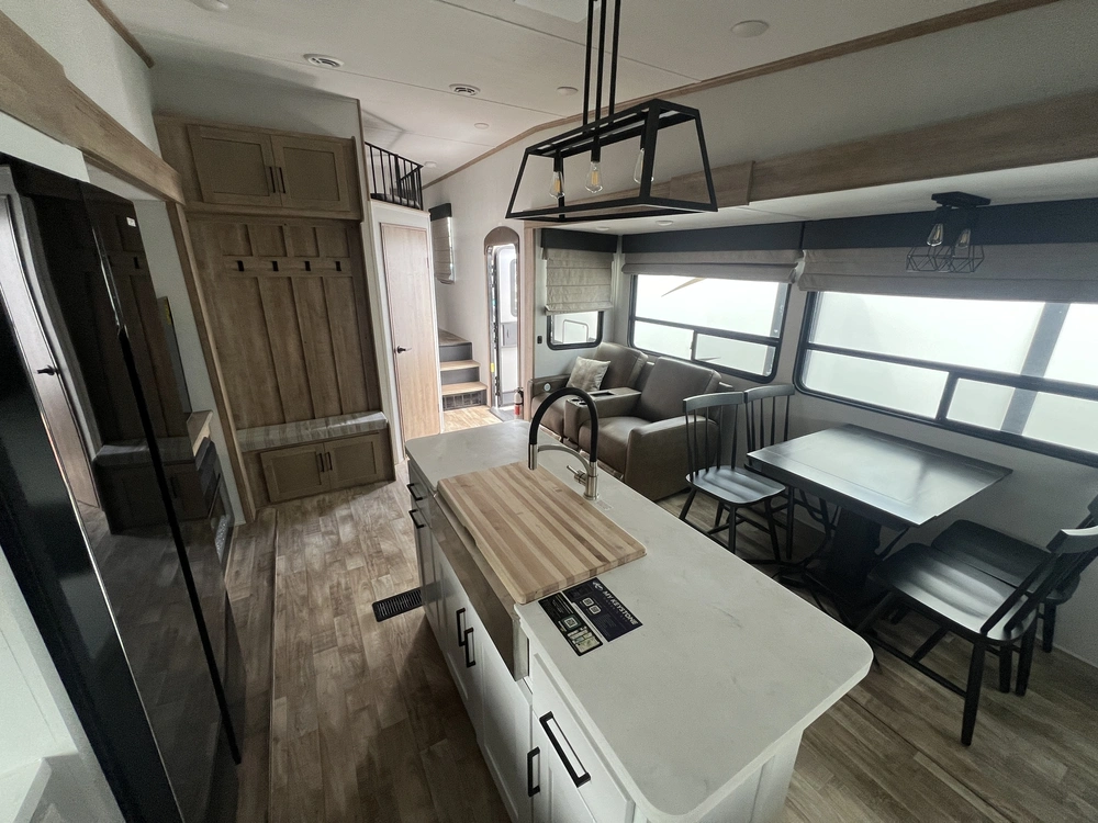 2023 Keystone Rv Arcadia 3550mb alt