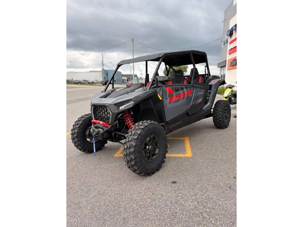Polaris Rzr Xp 4 1000 Ultimate 2026 alt
