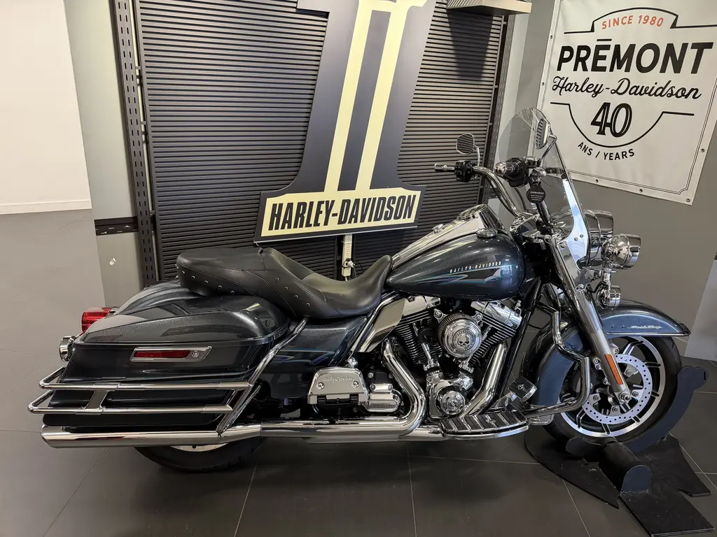 2015 Harley-Davidson FLHR Road KingFLHR
