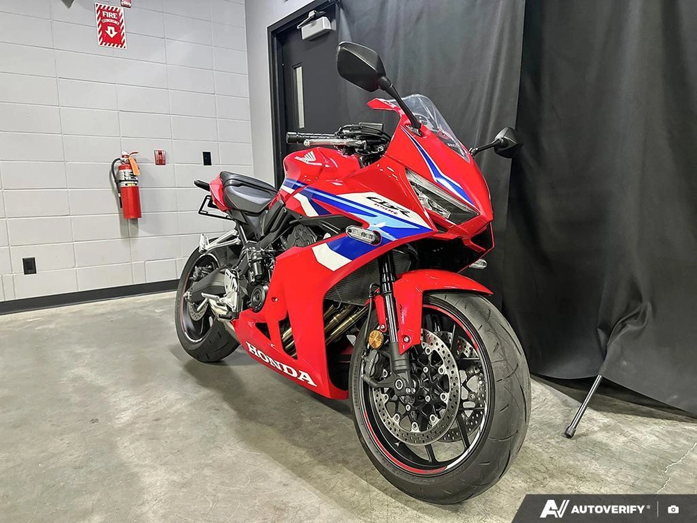 2025 Honda Cbr650ra alt