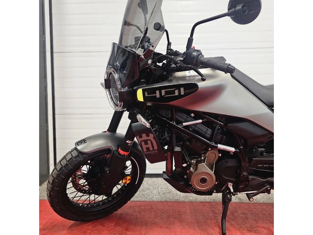 2024 Husqvarna Svartpilen 401 alt
