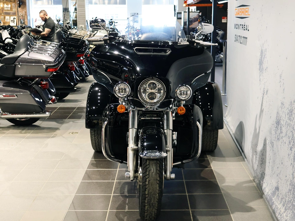 Harley-Davidson Tri Glide Ultra FLHTCUTG 2020 — photo 4