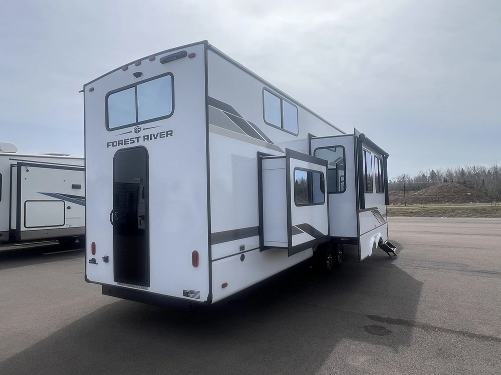 2025 Forest River Sabre 36dbb alt