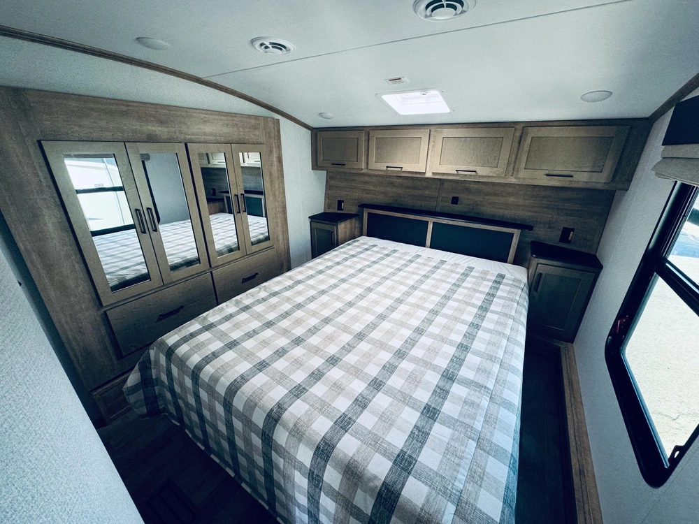 2023 Keystone Rv Arcadia 248 Slre alt