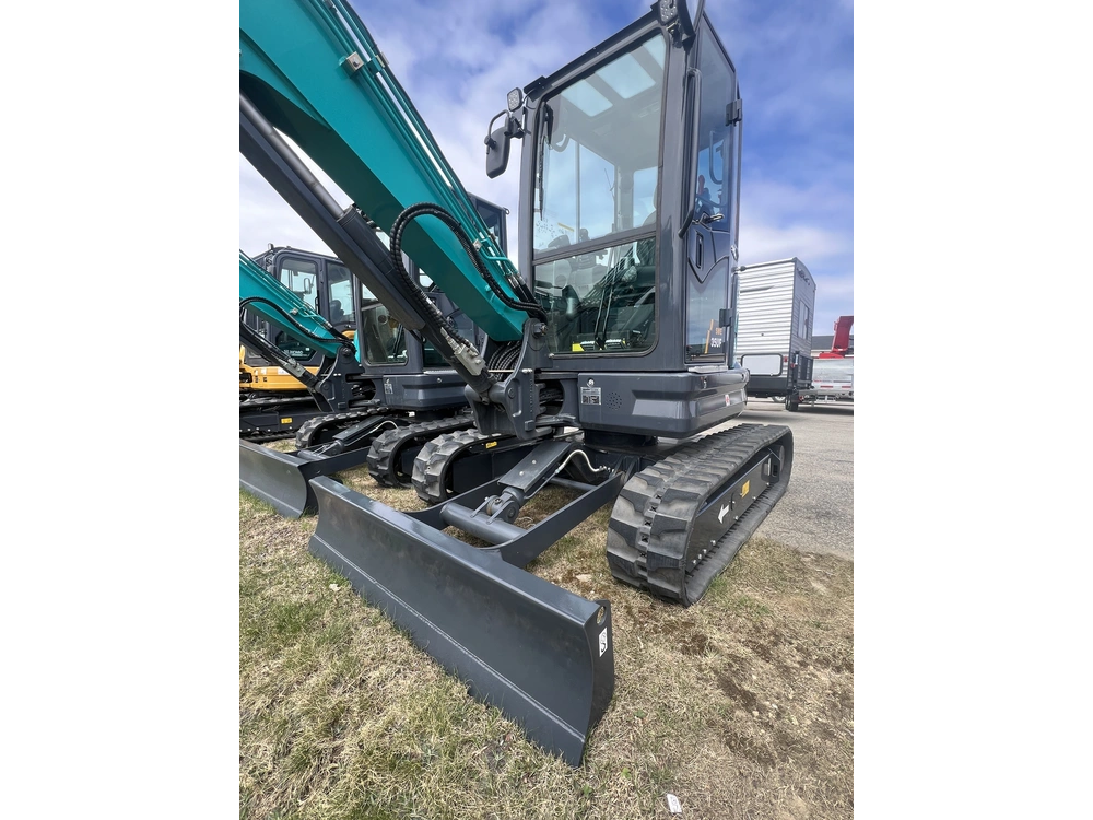 2026 Sunward Swe35uf Cab alt