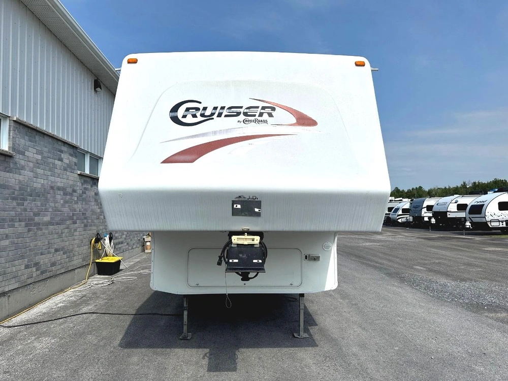 2004 Crossroads Cruiser 27rl alt