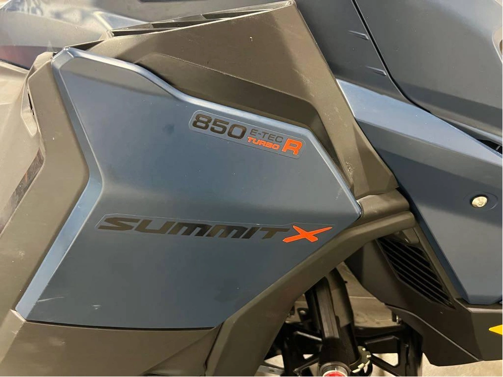 2025 Ski-doo Summit X W/ Expert Package 165 850 Turbo alt