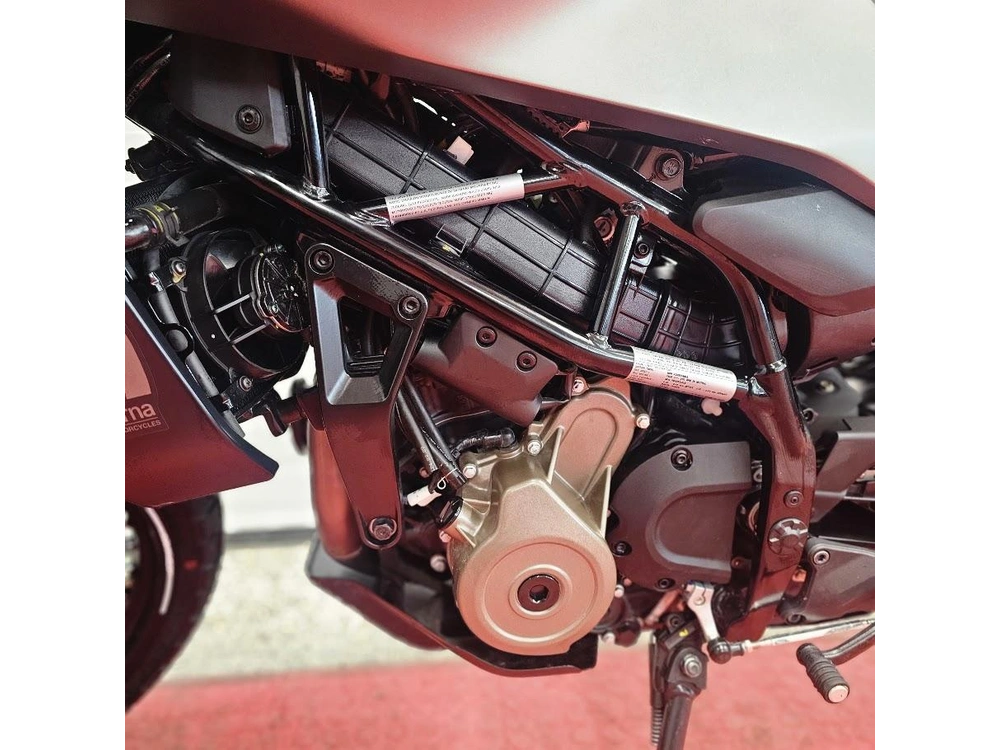 2024 Husqvarna Svartpilen 401 alt