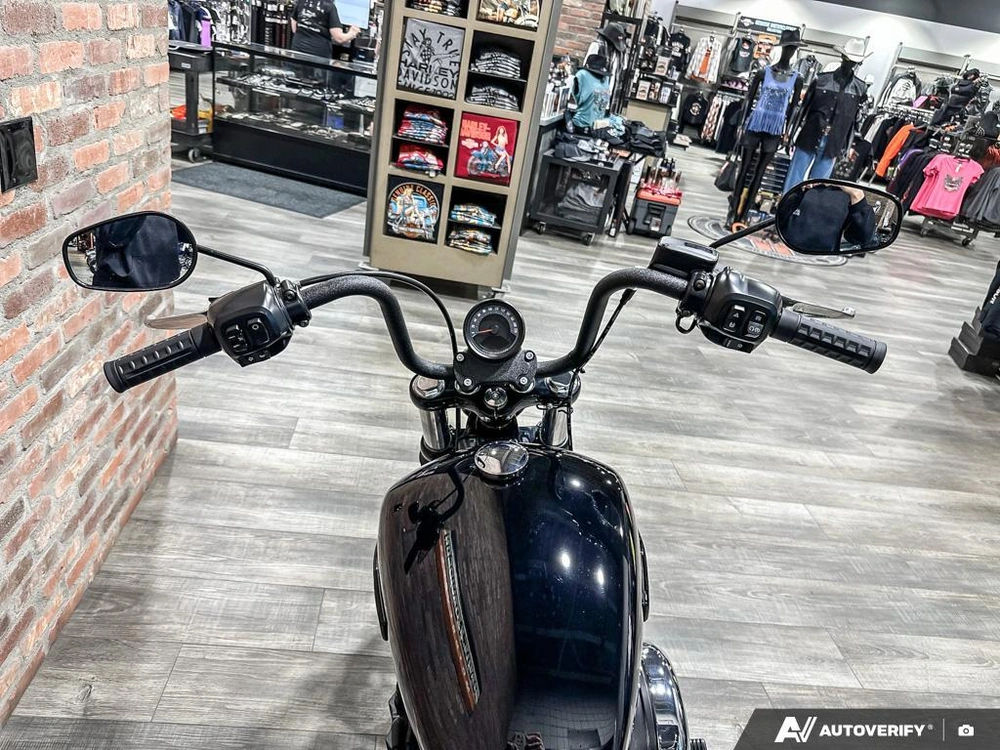 2026 Harley-davidson Street Bob alt