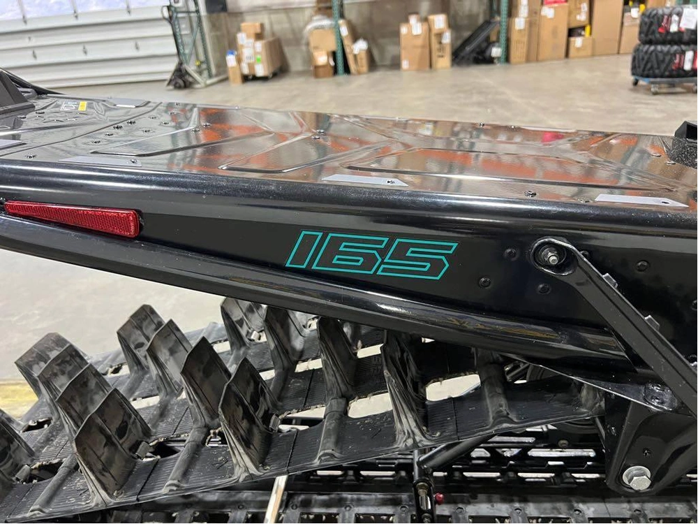 2024 Polaris Pro Rmk Slash 165 9r alt
