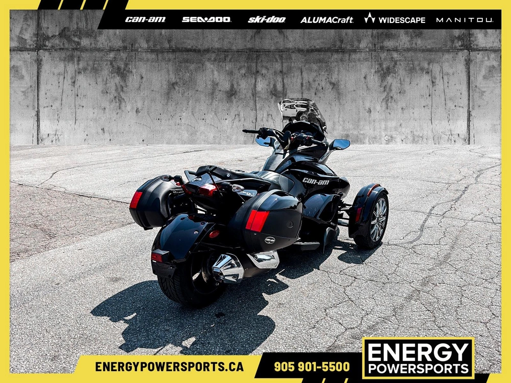 2013 Can-am Spyder St Limited alt